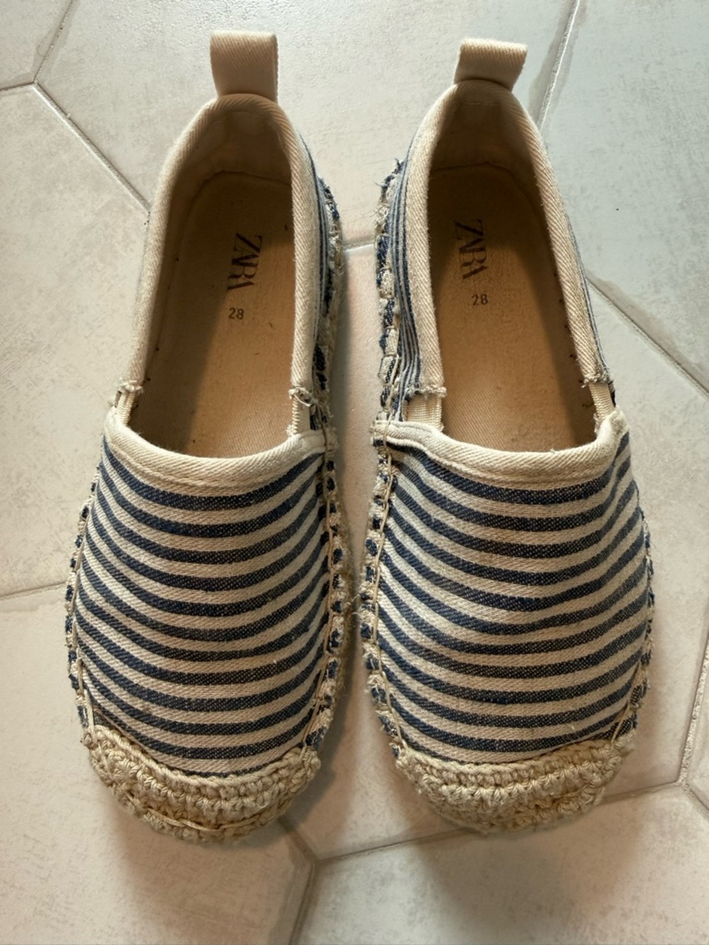 Zara Kids Striped Espadrilles size 28 Navy Cream